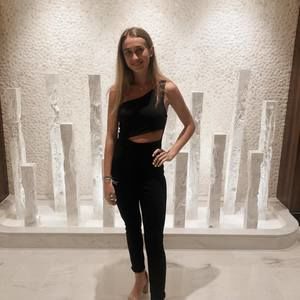 Meet your Posher, Nickola